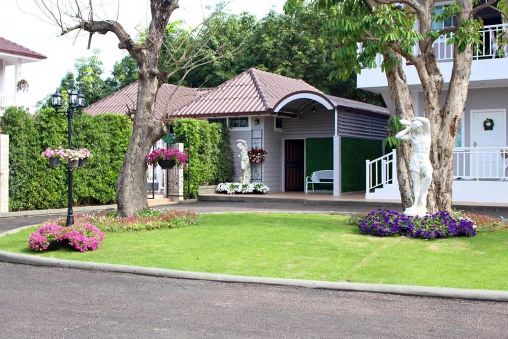 ルーイ ラ プレイス Bed & Breakfast エクステリア 写真